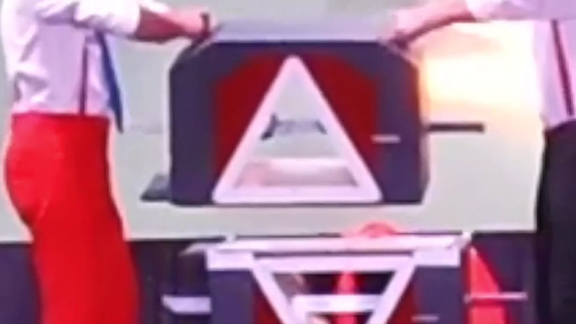 video grandi illusioni di mago max